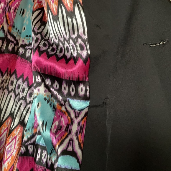 Rain resistant Black Trench Coat - Picture 7 of 8